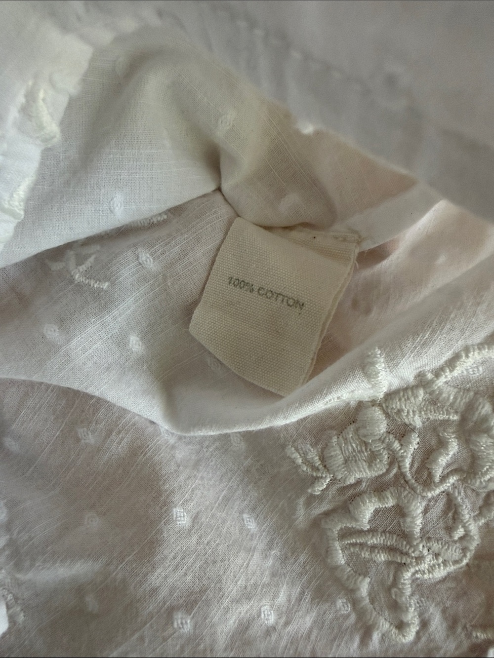 White lace detail top - Picture 13 of 14